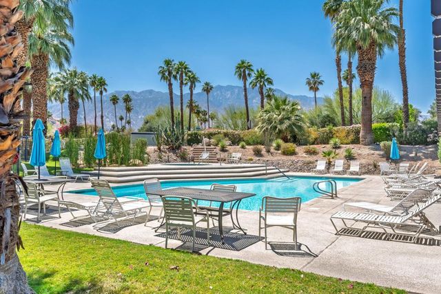 35 Pueblo Vista Drive, Palm Springs, CA 92264