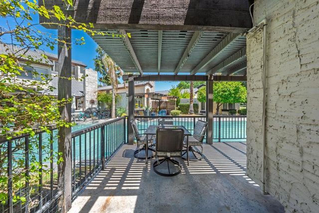 35 Pueblo Vista Drive, Palm Springs, CA 92264