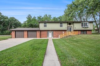 5445 N Pawnee Trail, La Porte, IN 46350