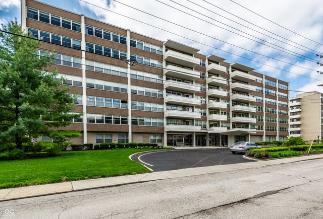 25 E 40th Street 3A, Indianapolis, IN 46205