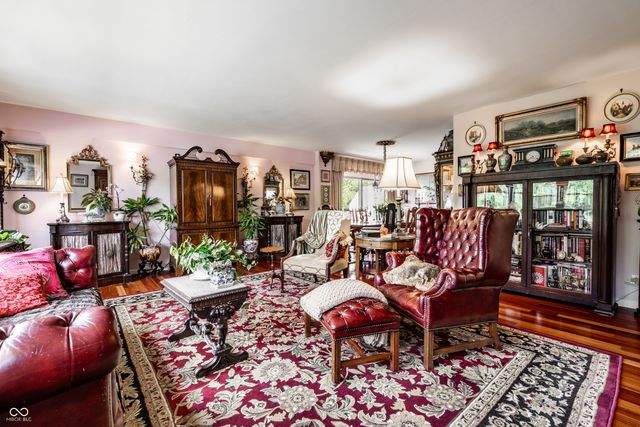 25 E 40th Street 3A, Indianapolis, IN 46205