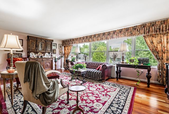 25 E 40th Street 3A, Indianapolis, IN 46205