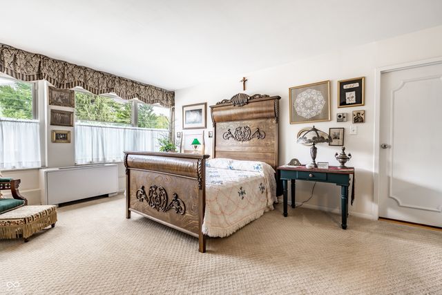 25 E 40th Street 3A, Indianapolis, IN 46205