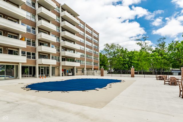 25 E 40th Street 3A, Indianapolis, IN 46205