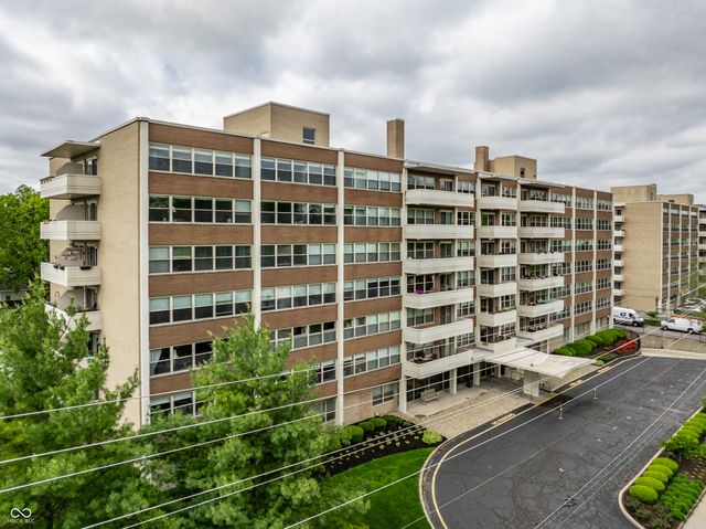 25 E 40th Street 3A, Indianapolis, IN 46205