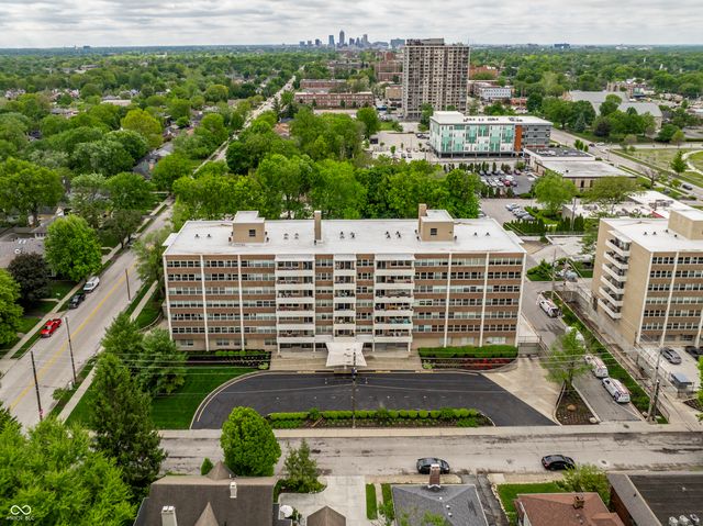 25 E 40th Street 3A, Indianapolis, IN 46205