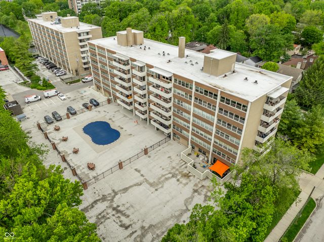 25 E 40th Street 3A, Indianapolis, IN 46205
