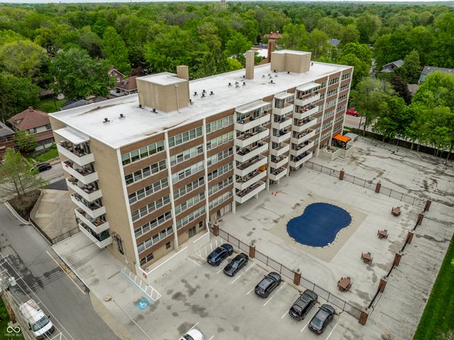 25 E 40th Street 3A, Indianapolis, IN 46205