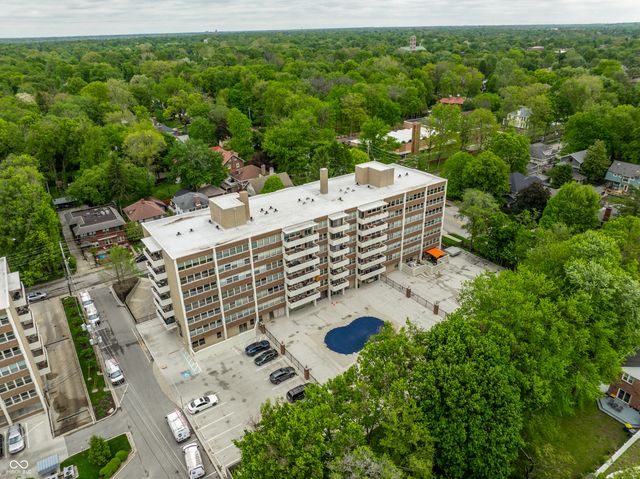 25 E 40th Street 3A, Indianapolis, IN 46205
