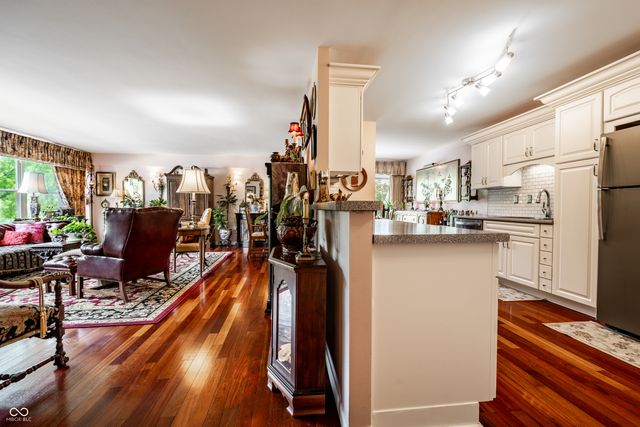25 E 40th Street 3A, Indianapolis, IN 46205