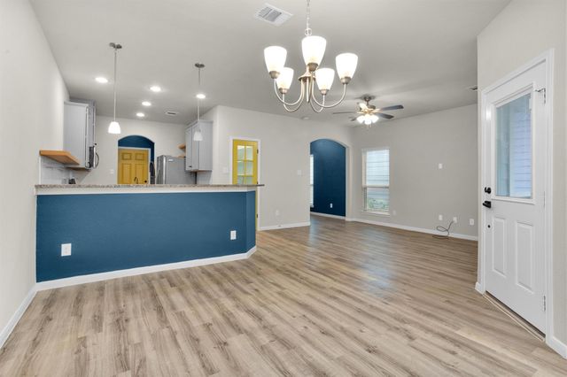 165 Camelot Place Court, Conroe, TX 77304