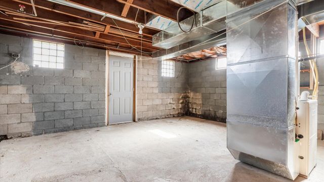 7965 Shannon Valley Road, Frazeysburg, OH 43822