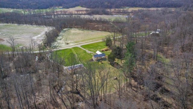 7965 Shannon Valley Road, Frazeysburg, OH 43822