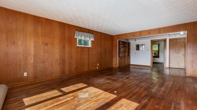 7965 Shannon Valley Road, Frazeysburg, OH 43822