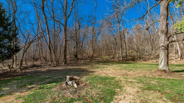 7965 Shannon Valley Road, Frazeysburg, OH 43822