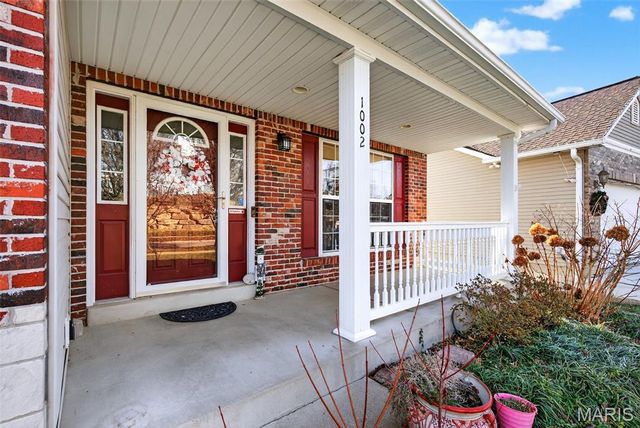 1002 Winter Lake Drive, Fenton, MO 63026