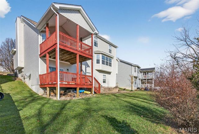 1002 Winter Lake Drive, Fenton, MO 63026