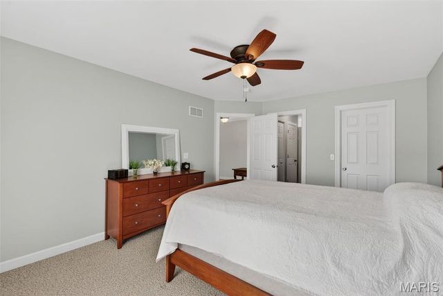 1002 Winter Lake Drive, Fenton, MO 63026