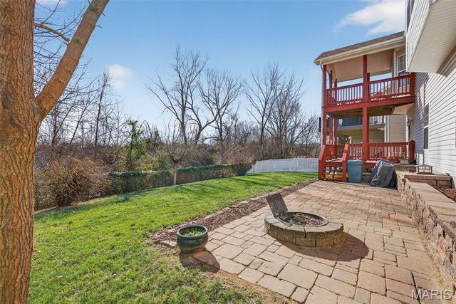 1002 Winter Lake Drive, Fenton, MO 63026