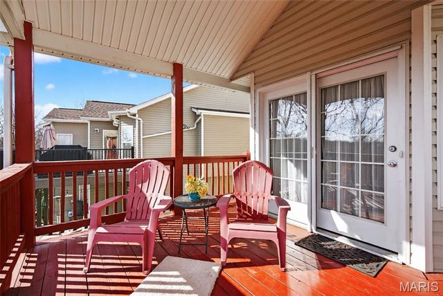 1002 Winter Lake Drive, Fenton, MO 63026