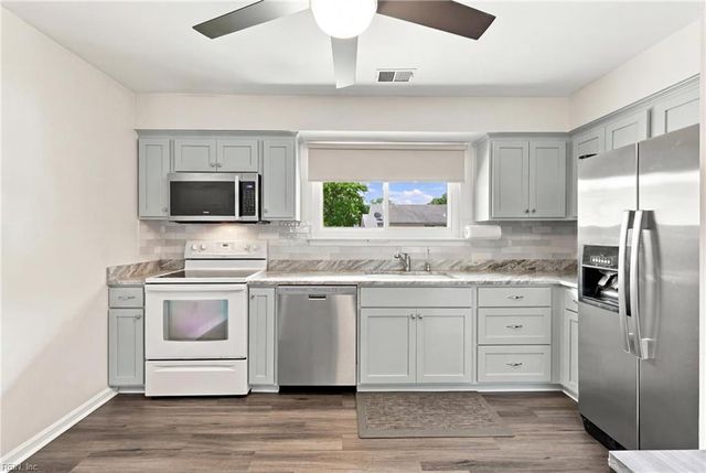 4311 Tall Oak CT, Virginia Beach, VA 23462