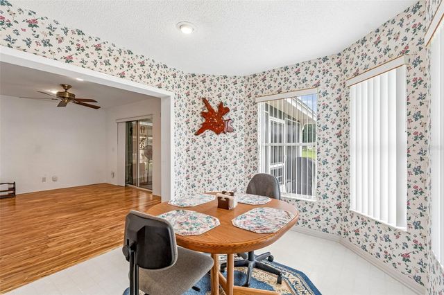 6353 SILVER LAKES DRIVE W, Lakeland, FL 33810