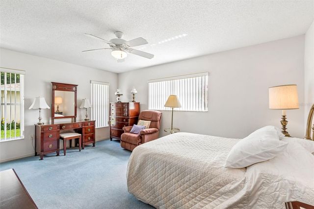 6353 SILVER LAKES DRIVE W, Lakeland, FL 33810