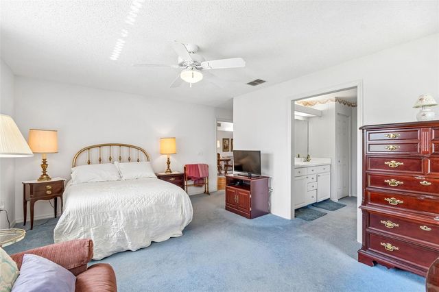 6353 SILVER LAKES DRIVE W, Lakeland, FL 33810