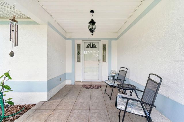 6353 SILVER LAKES DRIVE W, Lakeland, FL 33810