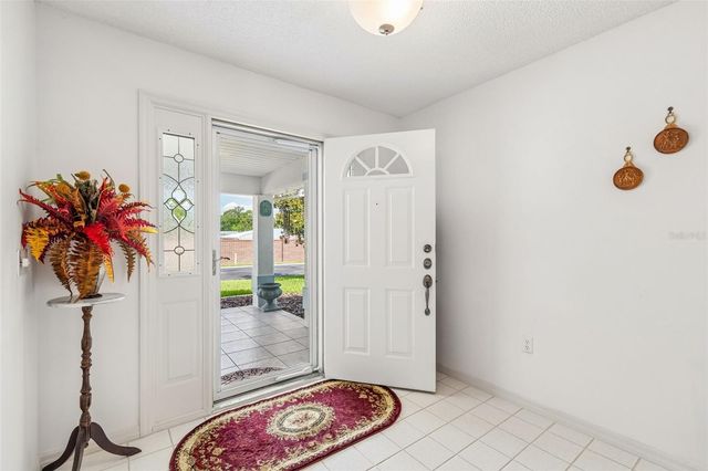 6353 SILVER LAKES DRIVE W, Lakeland, FL 33810