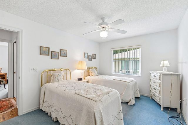 6353 SILVER LAKES DRIVE W, Lakeland, FL 33810