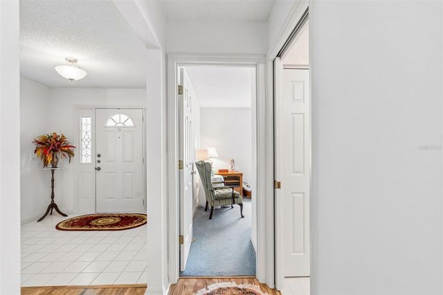 6353 SILVER LAKES DRIVE W, Lakeland, FL 33810