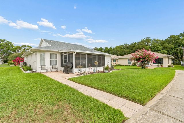 6353 SILVER LAKES DRIVE W, Lakeland, FL 33810