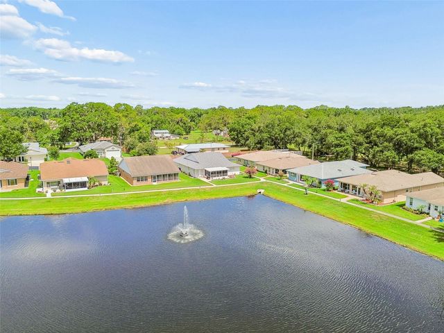 6353 SILVER LAKES DRIVE W, Lakeland, FL 33810