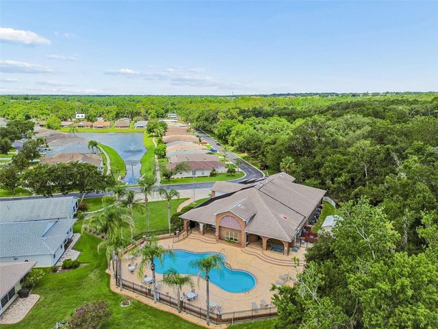 6353 SILVER LAKES DRIVE W, Lakeland, FL 33810