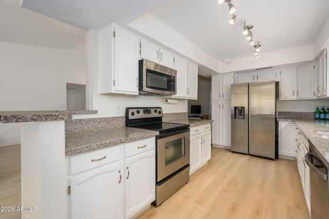 826 N 85TH Street, Scottsdale, AZ 85257