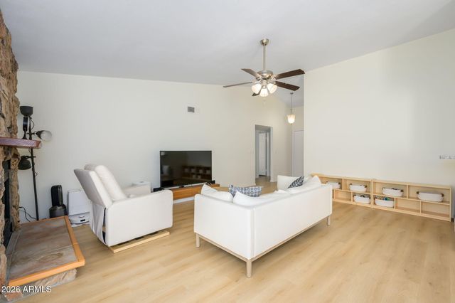 826 N 85TH Street, Scottsdale, AZ 85257