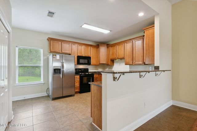 6147 Firestone Street, B 1, Ocean Springs, MS 39564