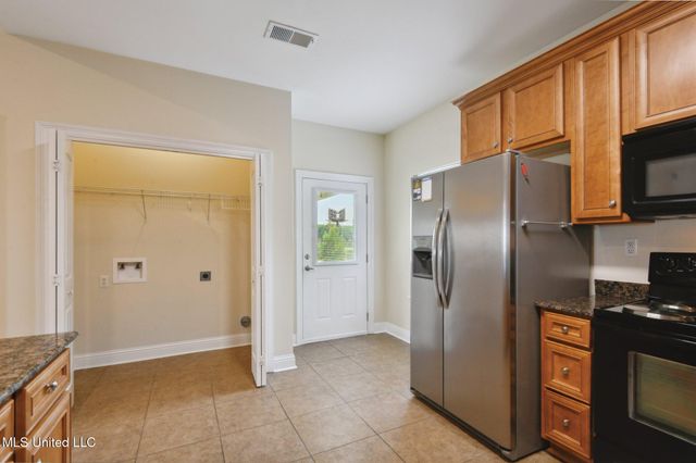 6147 Firestone Street, B 1, Ocean Springs, MS 39564