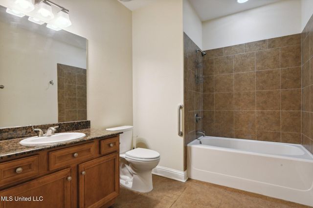 6147 Firestone Street, B 1, Ocean Springs, MS 39564