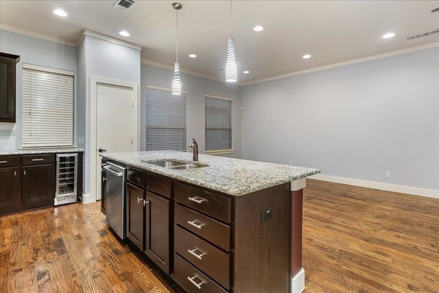 5875 Ross Avenue 4, Dallas, TX 75206