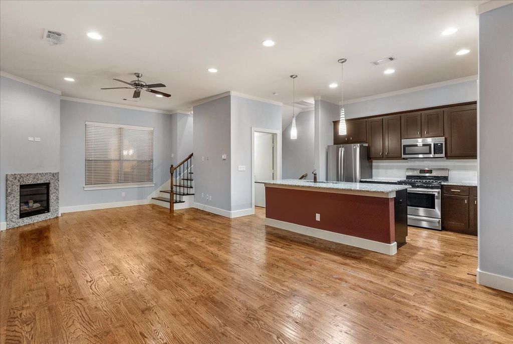 5875 Ross Avenue 4, Dallas, TX 75206