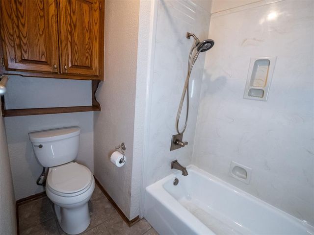11221 Kingsgate Drive, Oklahoma City, OK 73170