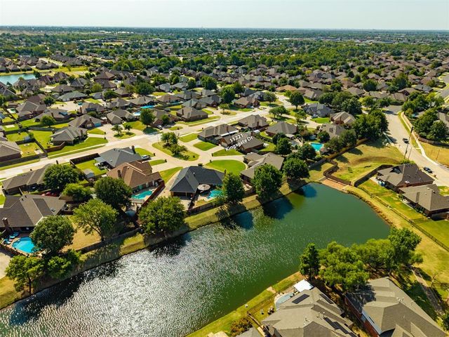11221 Kingsgate Drive, Oklahoma City, OK 73170
