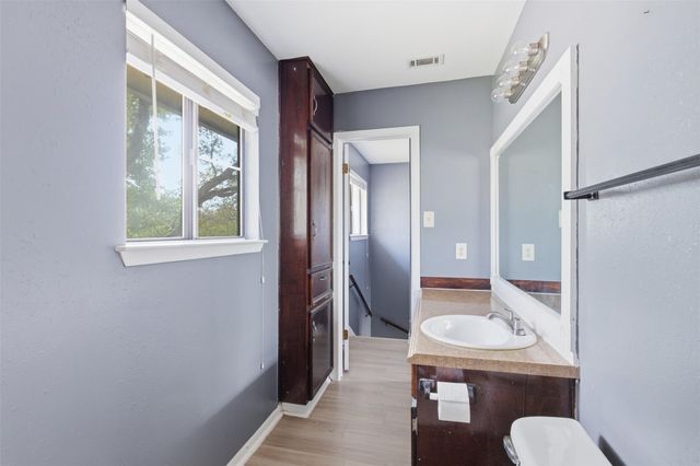 105 Norwood DR A, Georgetown, TX 78628