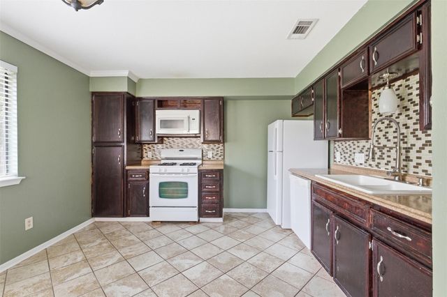 105 Norwood DR A, Georgetown, TX 78628