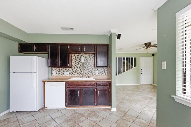 105 Norwood DR A, Georgetown, TX 78628