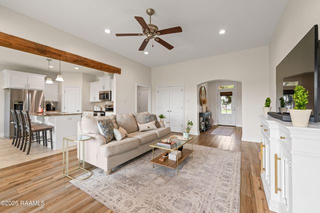 501 Southeastern Avenue, Rayne, LA 70578