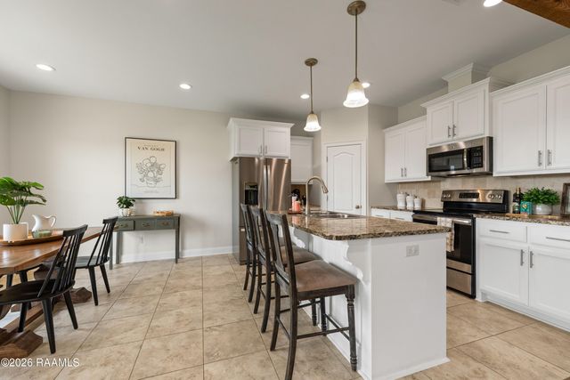 501 Southeastern Avenue, Rayne, LA 70578