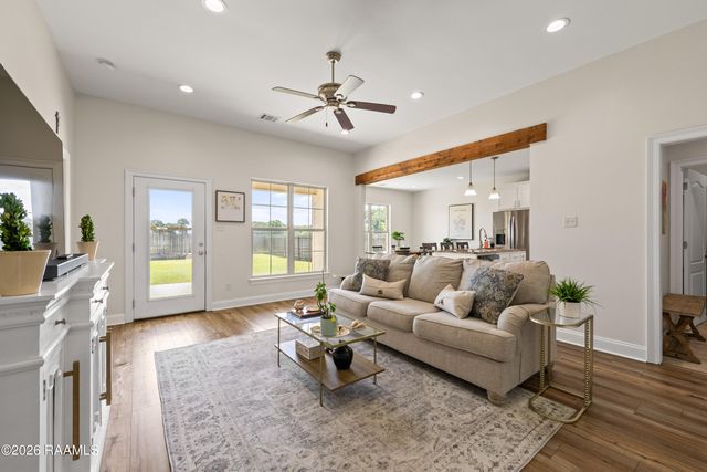 501 Southeastern Avenue, Rayne, LA 70578